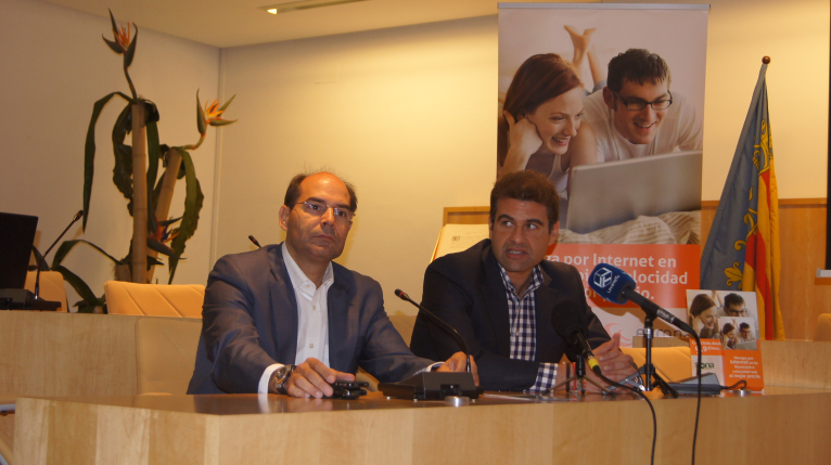 Haro presenta a Sedaví la implantació i comercialització de la xarxa Wi-Fi provincial