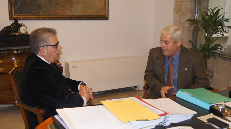 Villargordo del Cabriel sol·licita col·laboració per a construir el Centre de la Joventut