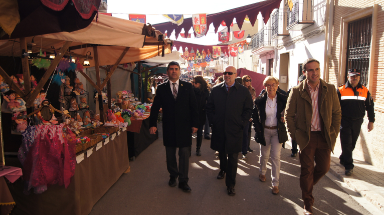 Llombai celebra el Mercado Medieval de los Borja 