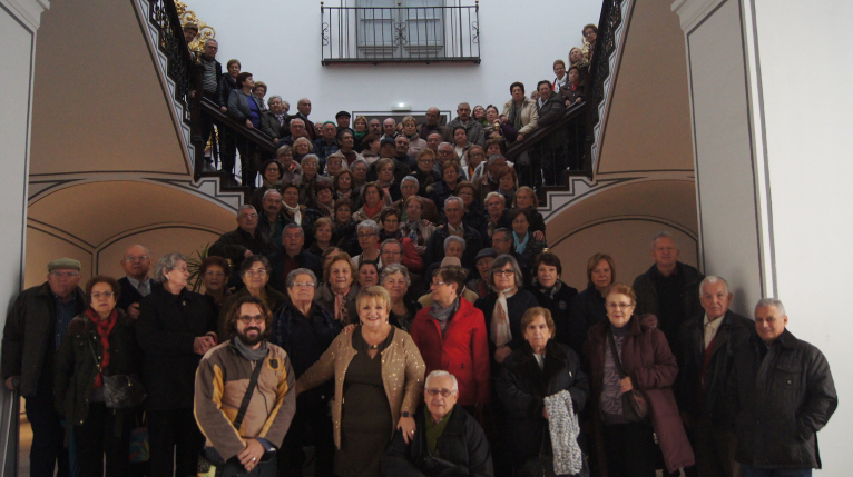 Mercedes Berenguer tanca l’última visita de l’any del programa Açò és la Dipu amb els veïns de la Llosa de Ranes i Puçol 