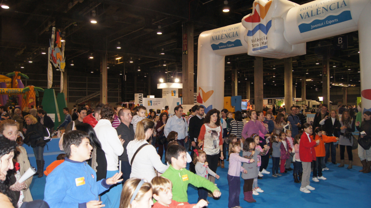 La Diputación lleva la música y el deporte a Expojove 