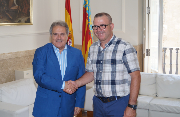 El Perelló enderrocarà el poliesportiu per a construir la nova escola
