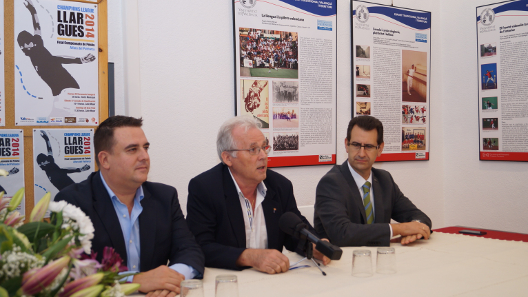 Bailach: “La exposición del ‘Mundial de Pilota’ redescubre las tradiciones valencianas”