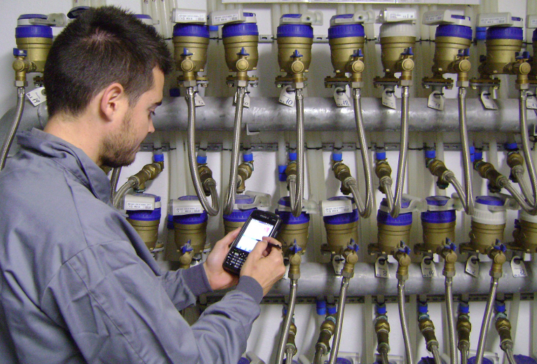 La Diputación amplía a 38 municipios de interior el proyecto de telelectura de contadores para ahorrar agua