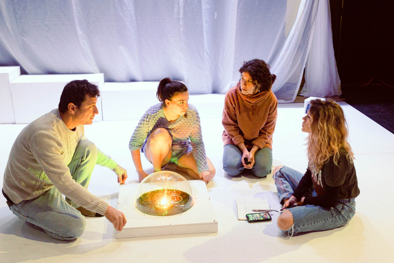 El Escalante estrena ‘Boira’, su nueva producción sobre la tristeza en la infancia creada por MaQuinant Teatre