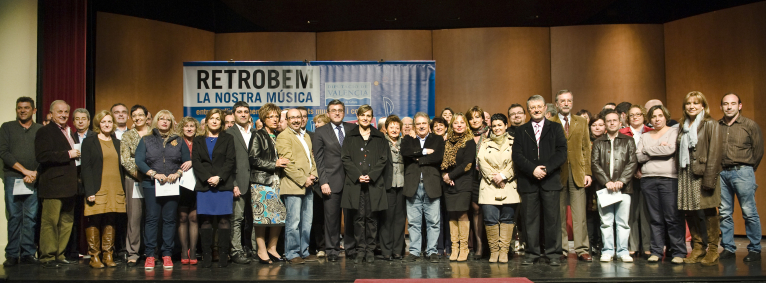 Entrega instrumentos en Alzira