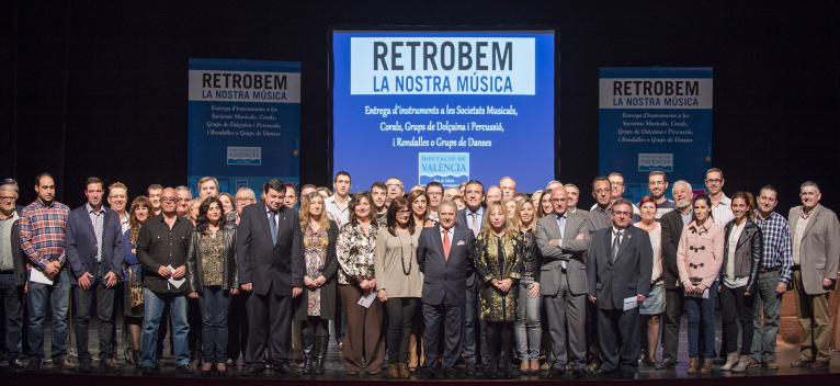 Entrega de instrumentos en Gandia
