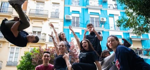 El Teatre Escalante obri la seua temporada amb tres obres que aborden l'adolescència, el sistema educatiu i el valor de la memòria