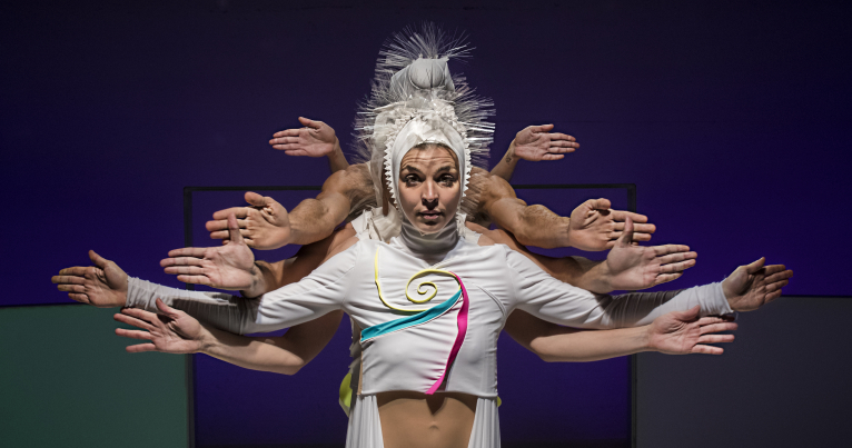 Teatre Escalante estrena Pi, una coreografía de OtraDanza inspirada en las formas de la naturaleza