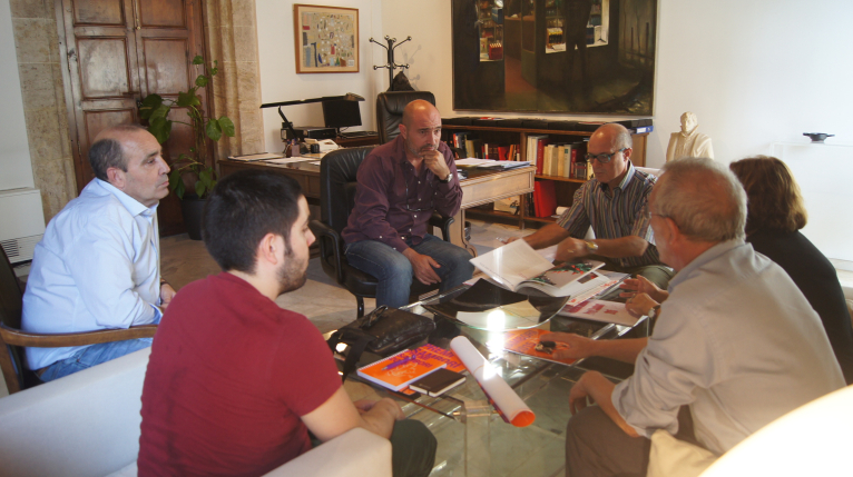 La nueva Diputación colaborará con Escola Valenciana y Fundació Sambori para impulsar el cine en valenciano