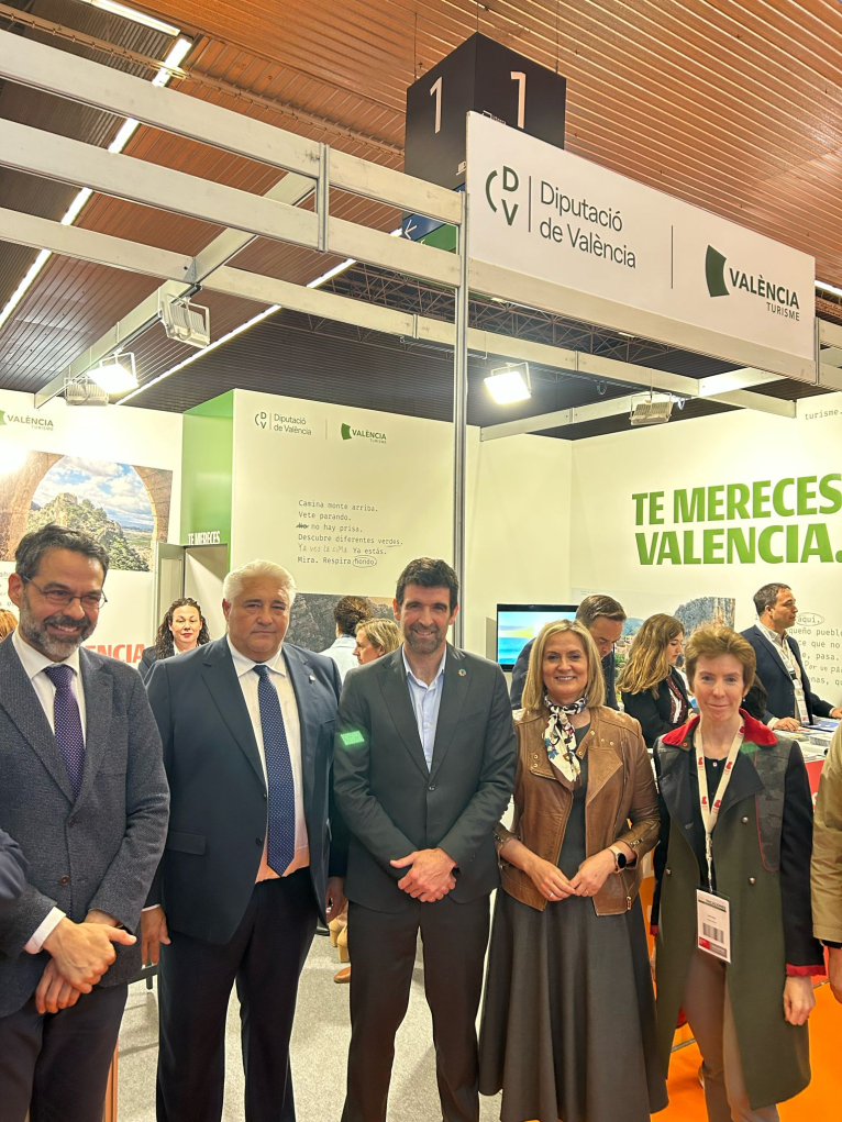 La Diputació de València participa en la fira Expovacaciones 2025 de Bilbao