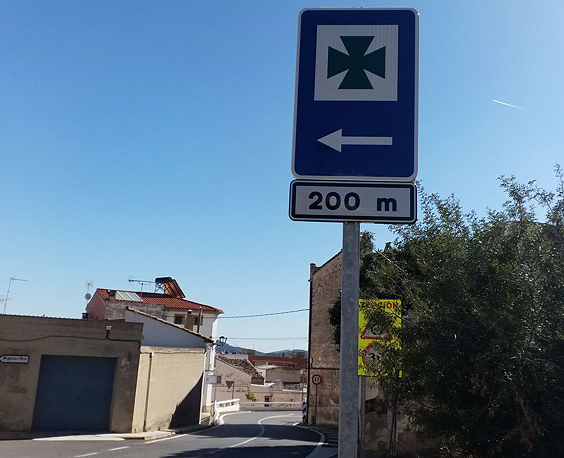 La Diputació senyalitza la ubicació de les farmàcies rurals en 51 municipis valencians