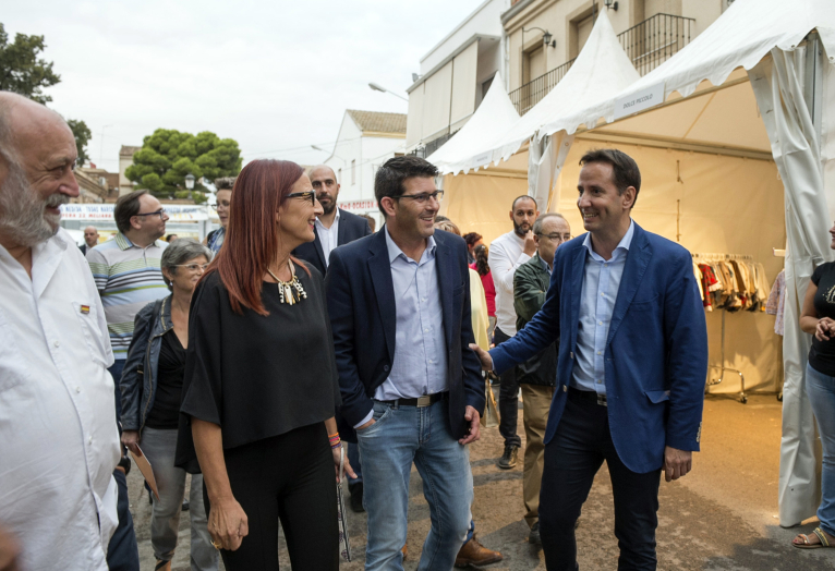 Rodríguez i Amigó destaquen la transcendència del comerç local i tradicional en la Fira de Foios