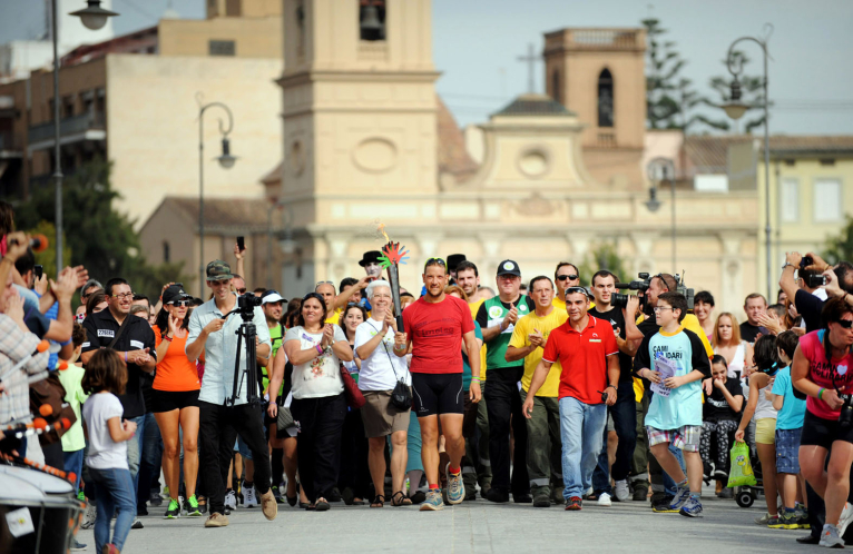 Más de mil personas se han unido al final del Camino Solidario