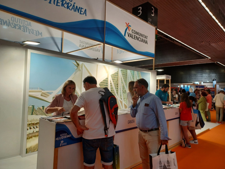 València Turisme participa con Sagunto, Gandia, Cullera y Oliva en la Feria Expovacaciones 2024 de Bilbao