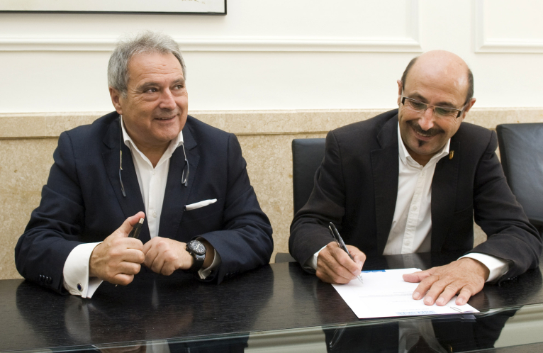 Villanueva de Castellón invertirà 100.000 euros per a completar l'enllumenat públic eficient amb llums LED