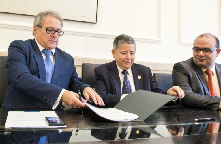 L'Alcúdia de Crespins reformarà carrers i l'aparcament del camp de futbol