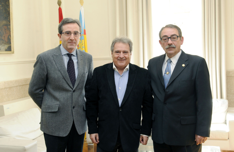 Rus y los colegios de abogados de Alzira y Sueca firman un convenio para solucionar los desahucios en 36 municipios 