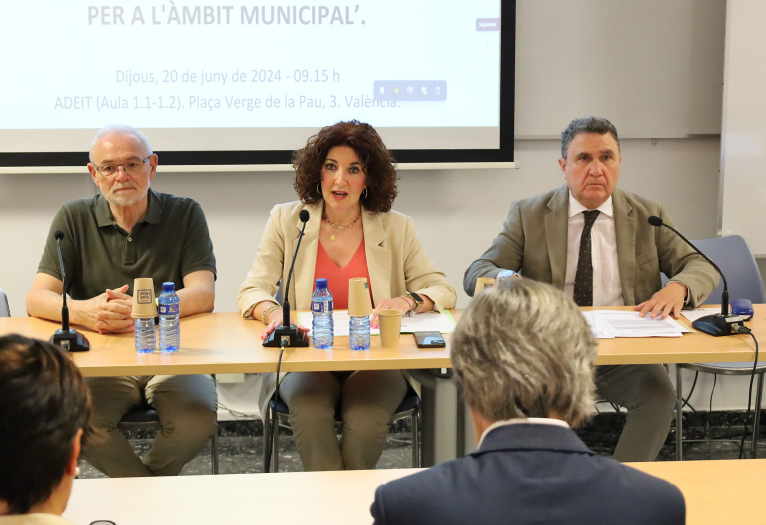 La Diputació de València analitza com previndre les addiccions en la joventut des de l'administració local