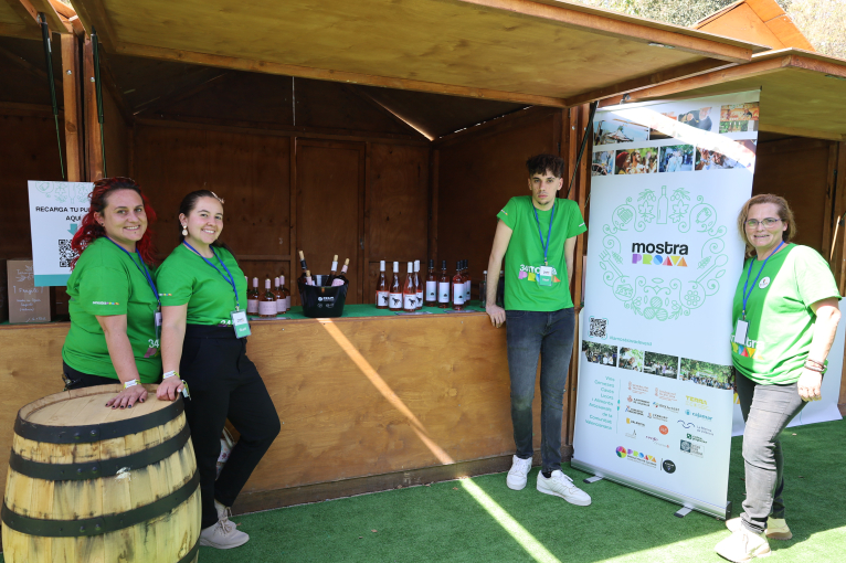 La Escuela de Viticultura y Enología de la Diputació de València participa en la Mostra de Vins de Proava