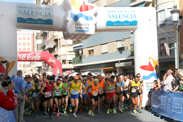 Oumellal y Landín consolidan su primer puesto en el Circuito de Carreras de la Dipu