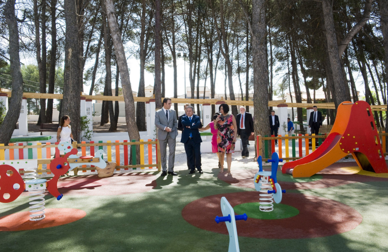 Els pobles xicotets comptaran amb 8 milions de la Diputació per a millorar parcs, jardins i mobiliari urbà