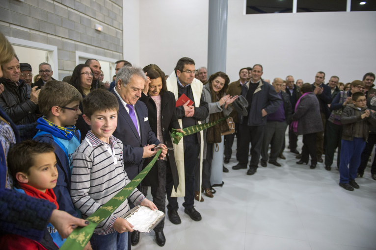 Rus  inaugura la sala multiusos de Alfarrasí