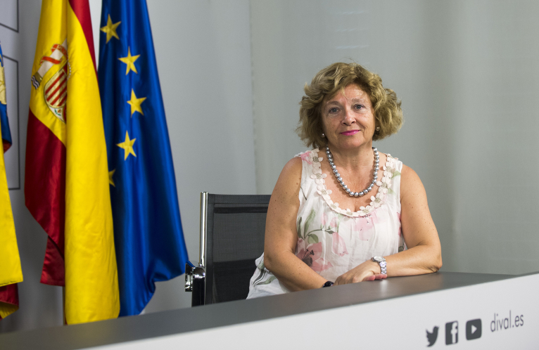 La Diputació impulsa el cooperativisme entre les treballadores del sector de les cures