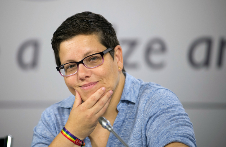 La Diputación ‘da la cara’ para concienciar sobre la identidad de género y la diversidad sexual