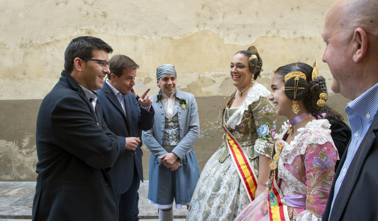 Rodríguez destaca la aportación de las Fallas de Xàtiva a la declaración de la fiesta como patrimonio universal 