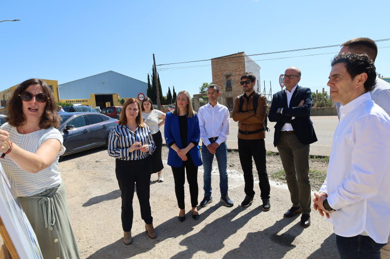 Llíria inicia la reparació de la carretera de Vilamarxant amb l'ajuda de la Diputació