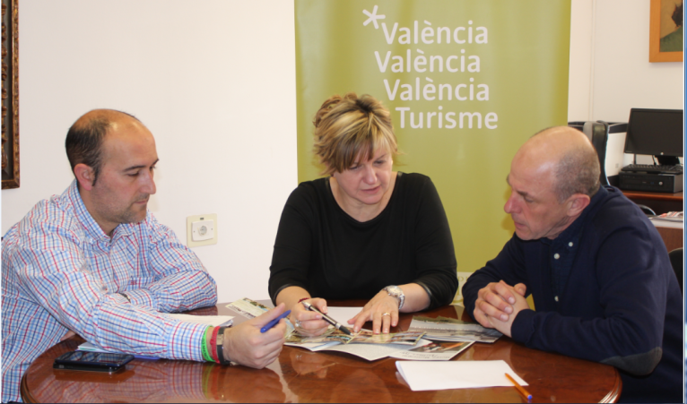 Pilar Moncho se interesa por los proyectos turísticos de Massamagrell