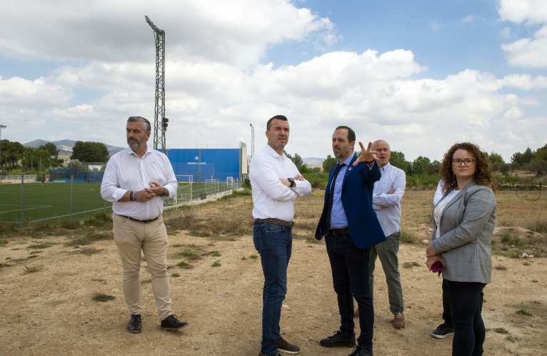 La Diputació de València ayudará a Macastre a mejorar sus instalaciones educativas y deportivas