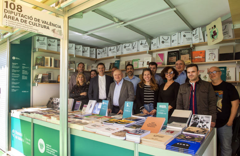 La Diputació de València participa con  el Magnànim en la Fira del Llibre con la intención de dar más visibilidad a su editorial