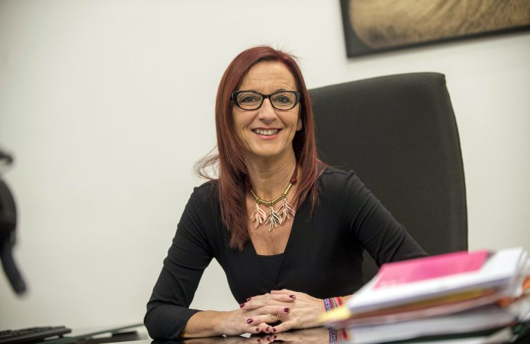 Maria Josep Amigó assisteix a la presentació de “Lab de Feminisme. El valencianisme serà feminista o no serà”