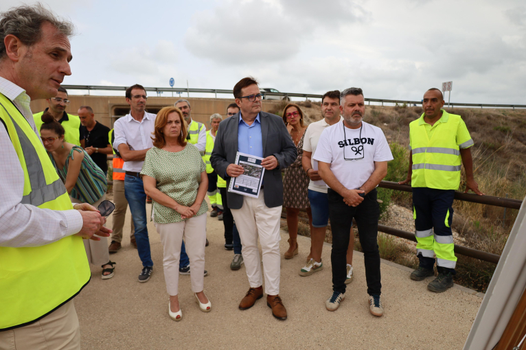 La pasarela ciclopeatonal que unirá Sueca y Fortaleny estará operativa en marzo de 2025 