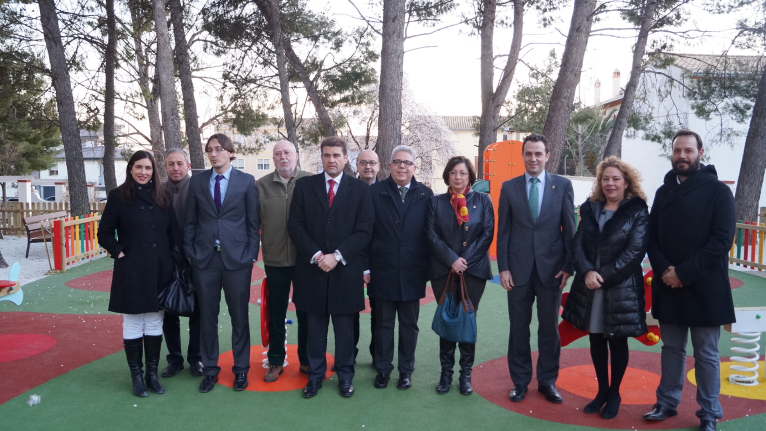 Medina inaugura un parc a San Antonio de Requena subvencionat per la Diputació