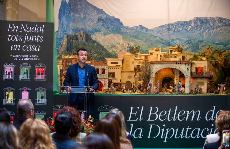 Mompó: “L'esperit d'unió del Nadal arribarà a cada racó de la província de la mà de la Diputació de València”