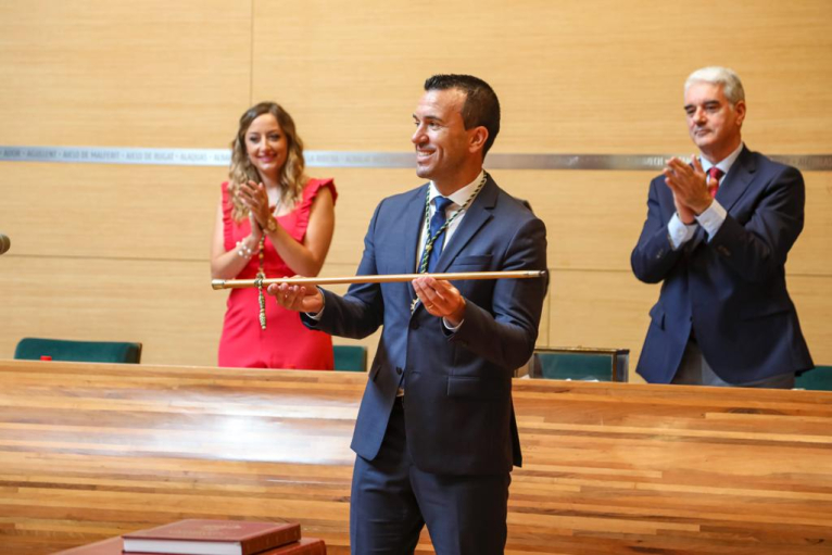 Mompó complix cent dies al capdavant de la Diputació de València centrat en el suport integral als municipis i la millora de les comunicacions