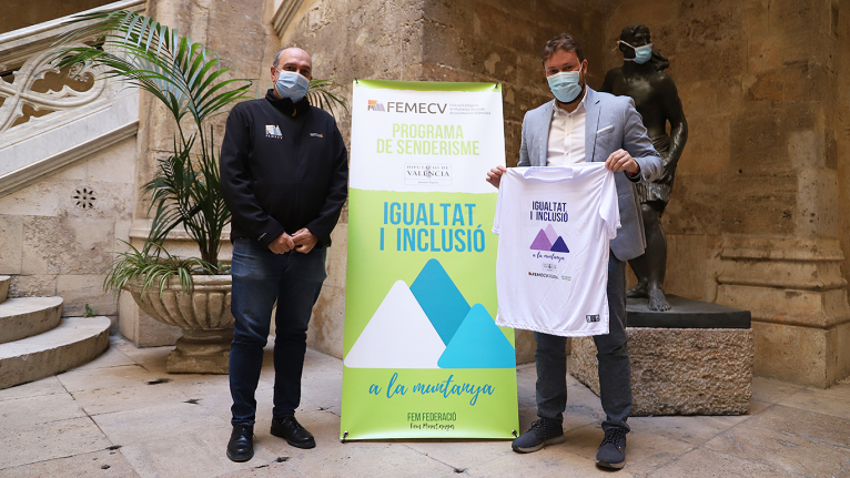 La Federació d'Esports de Muntanya i Escalada visita la Diputació i presenta el programa d'excursions