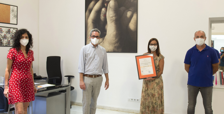 El servei de neteja de platges de la Diputació renova la ISO 14001