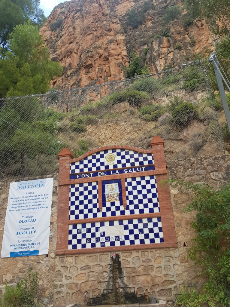 La Diputació restaura el mur de pedra de la Font de la Salut d’Olocau