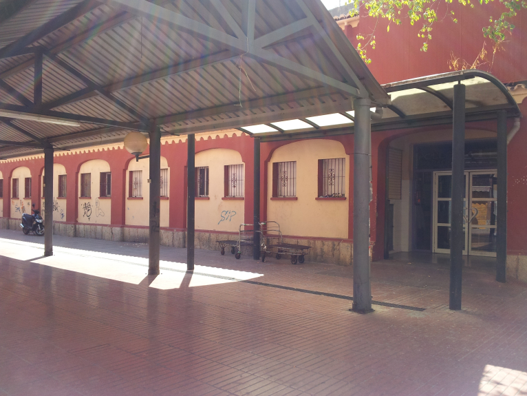 Xirivella adecuará el entorno del Mercado Municipal con la ayuda de la Diputación
