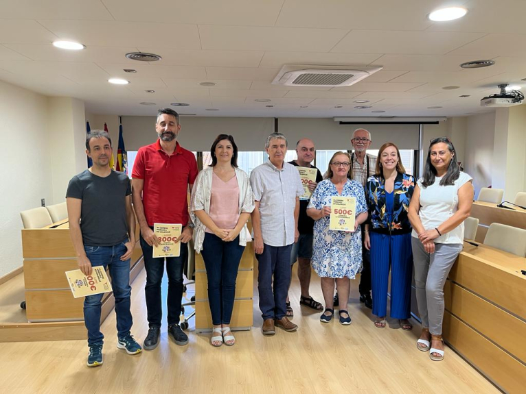 Paiporta lliura els ‘Premis d’Ús del Valencià’ al comerç local