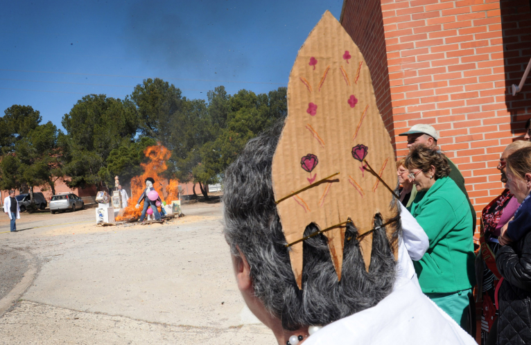 Los pacientes del Hospital Psiquiátrico de Bétera celebran las fallas