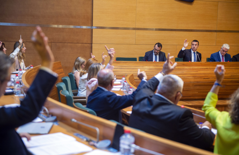 La Diputació de València completa los 80 millones que aporta este año al Fondo de Cooperación para inversión y gasto corriente