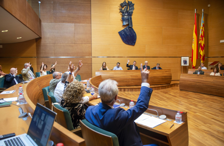La Diputació de València revisará los procedimientos de estabilización de personal de la oferta de empleo de 2022