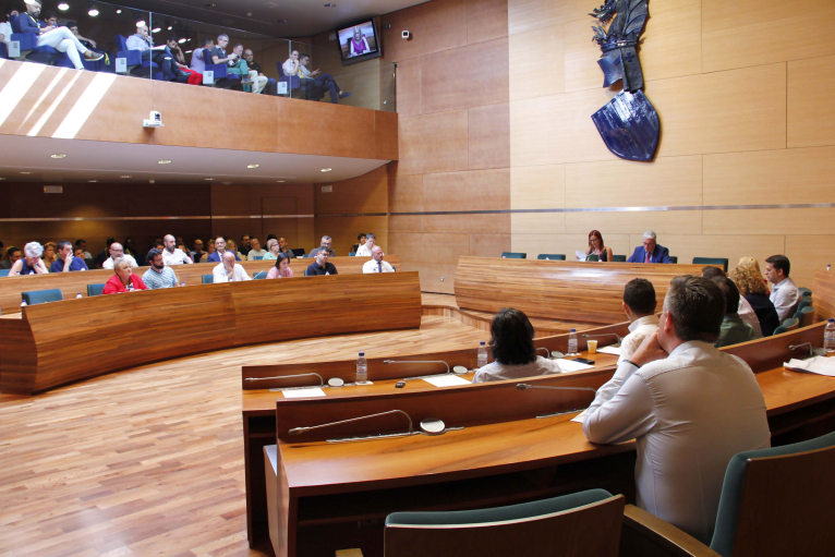 La Diputació de València celebra el ple extraordinari de presa de possessió del nou president
