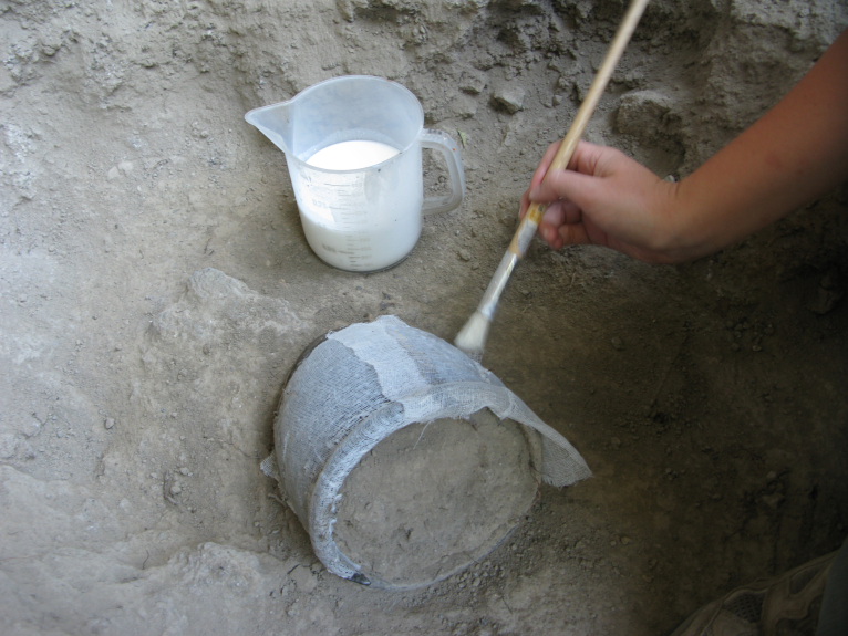 La Diputación continúa su estudio de la necrópolis de Porta Nola en Pompeya 