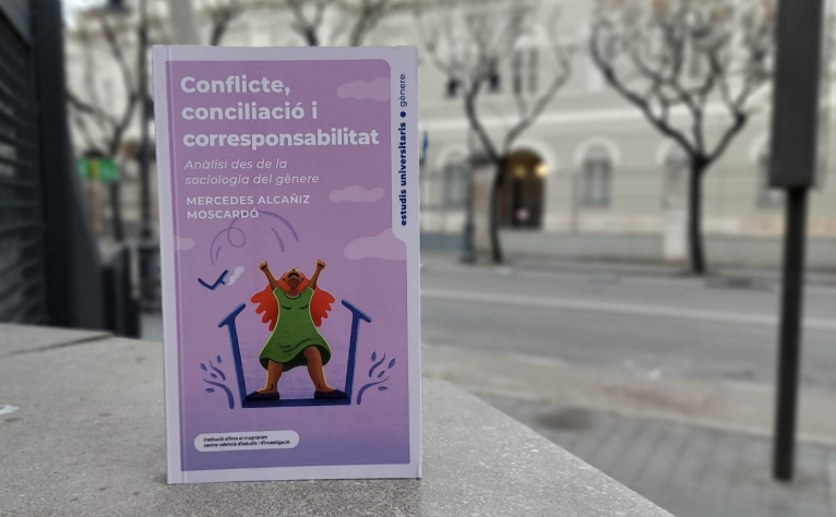 El Magnànim aprofundix en la conciliació i la corresponsabilitat amb un llibre de Mercedes Alcañiz